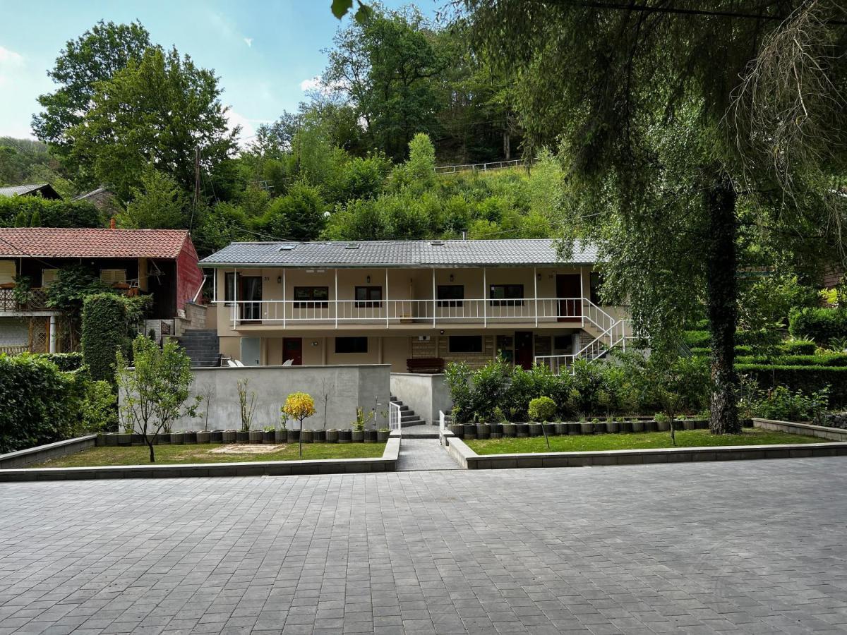 Laicas Lodge Dirbach Екстер'єр фото